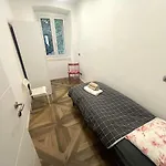 Prisma Suite, A Due Passi Dalla Stazione Trieste