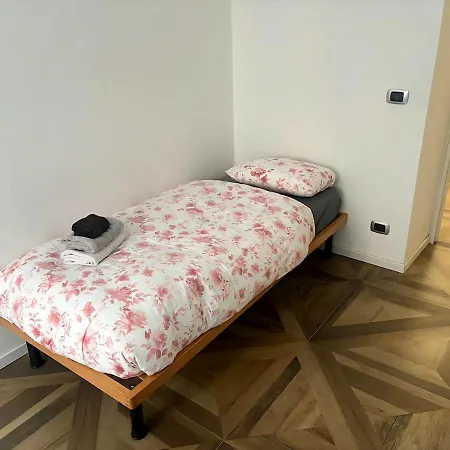 Appartamento Prisma Suite, A due Passi dalla Stazione *